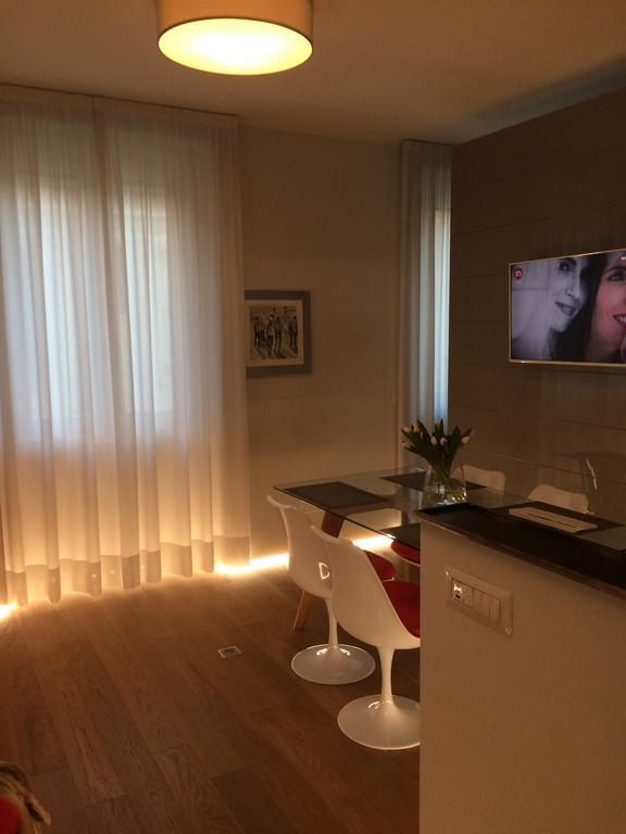 Milano Repubblica Suite Centro Luaran gambar